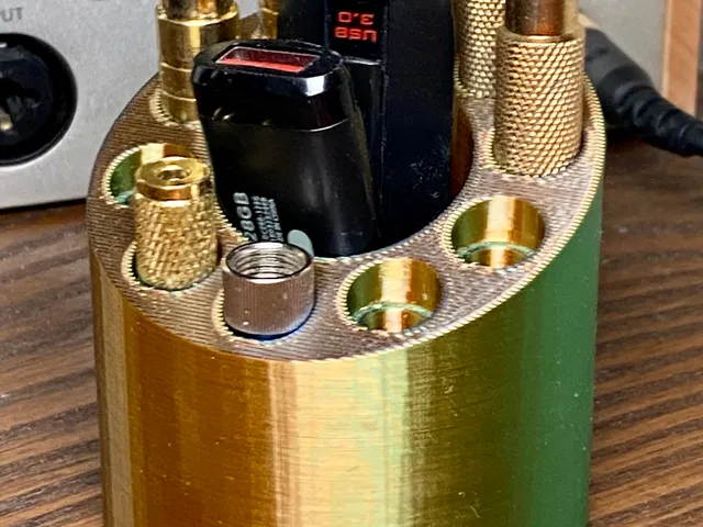1/4" TRS Headphone RCA Adapter Holder