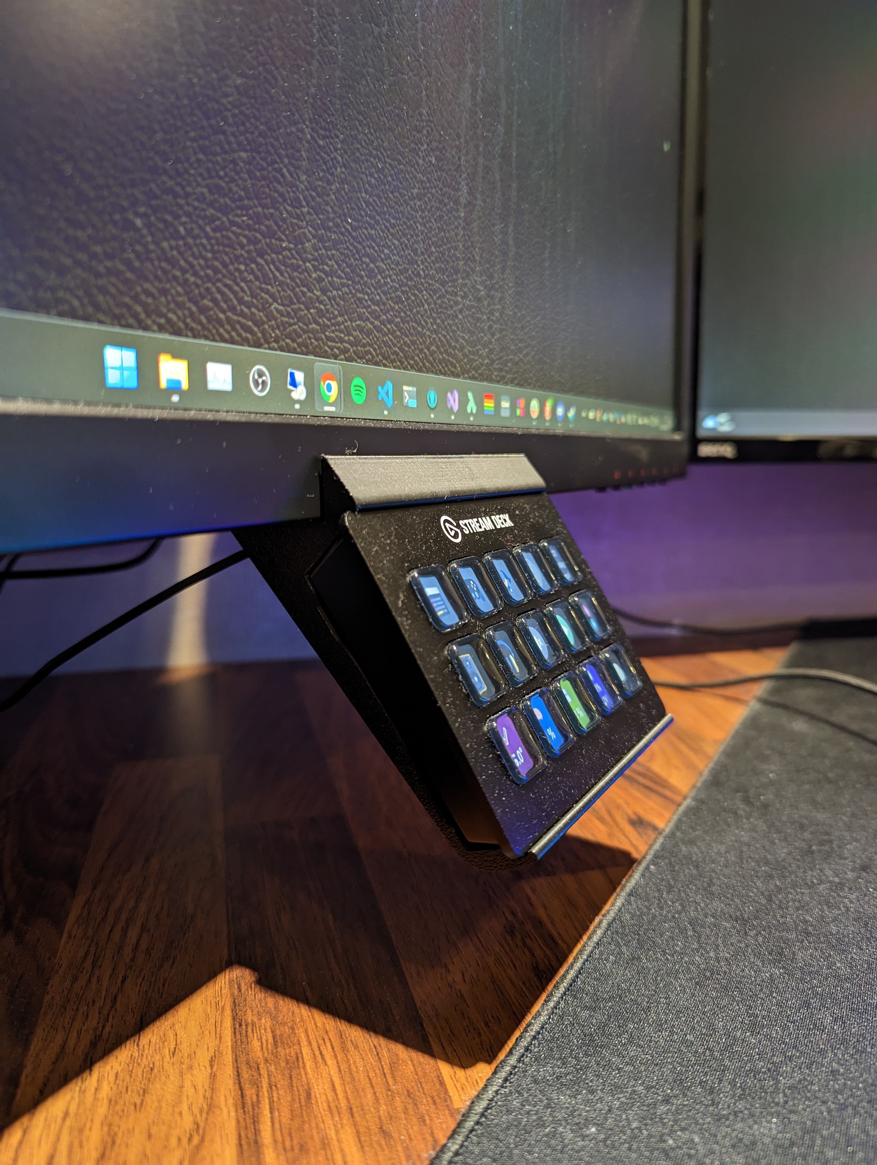 Miniatura 5 do modelo 3D Stream Deck LCD Dock/Mount