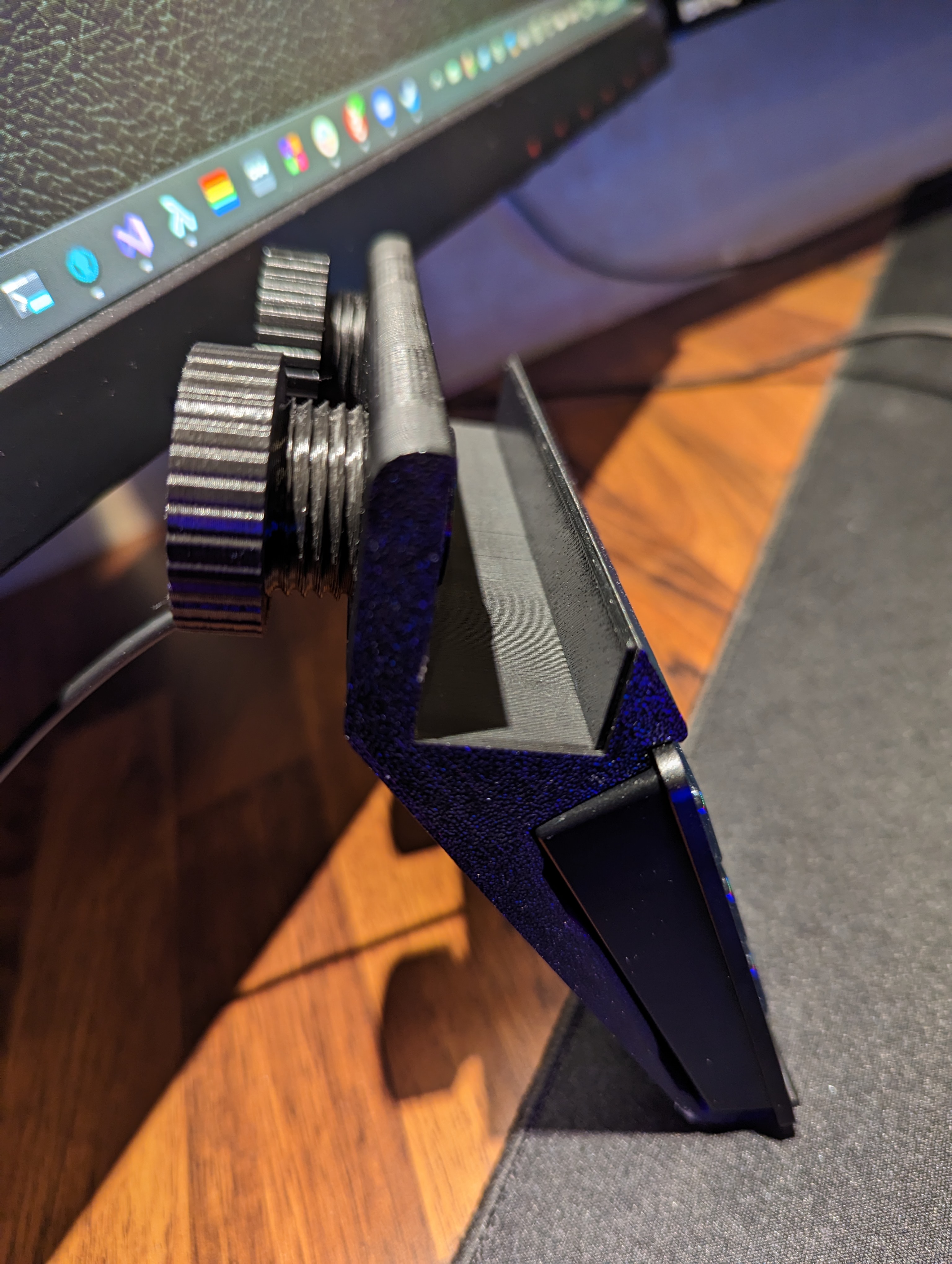 Miniatura 4 do modelo 3D Stream Deck LCD Dock/Mount