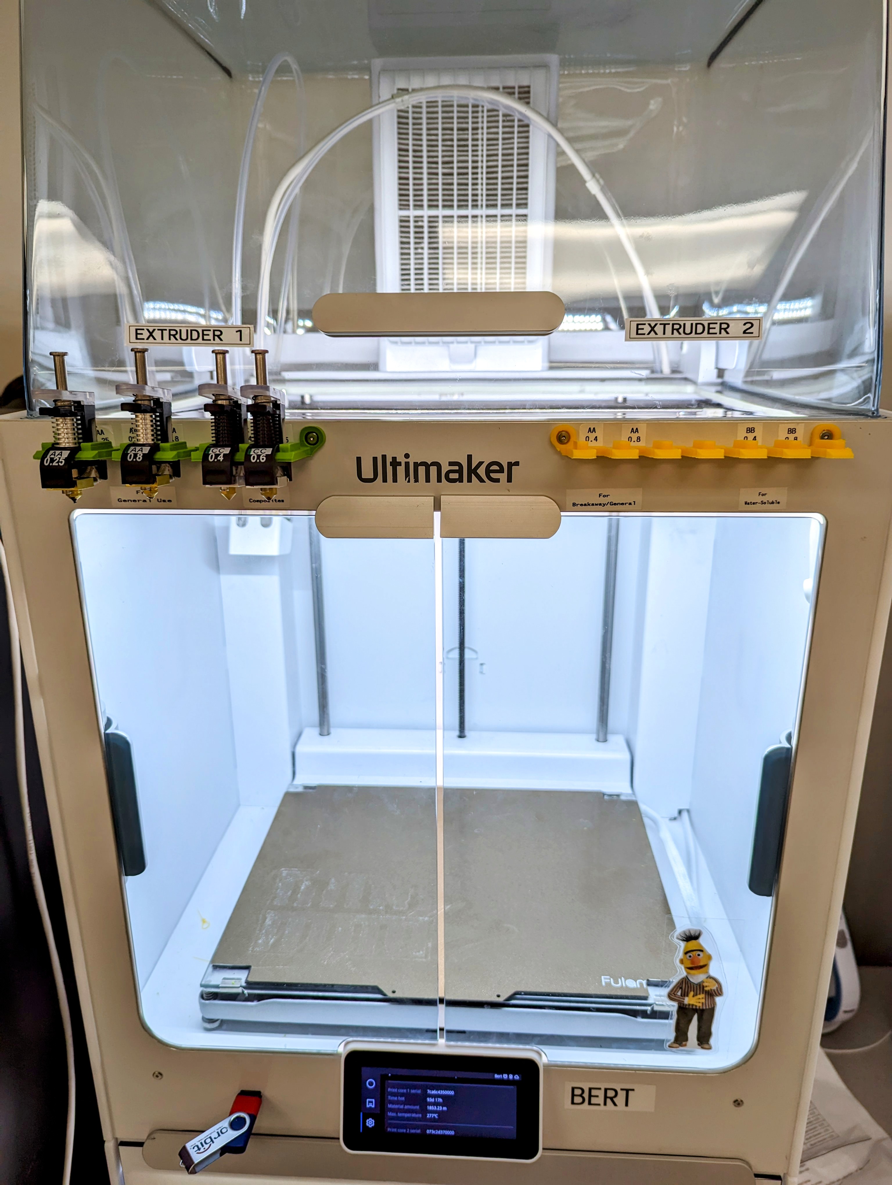 Print core holder (Ultimaker Sseries) by Thibodoit Download free