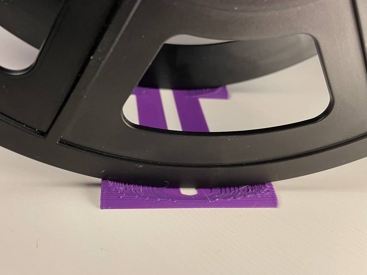 Tiny Lil' Filament Stand