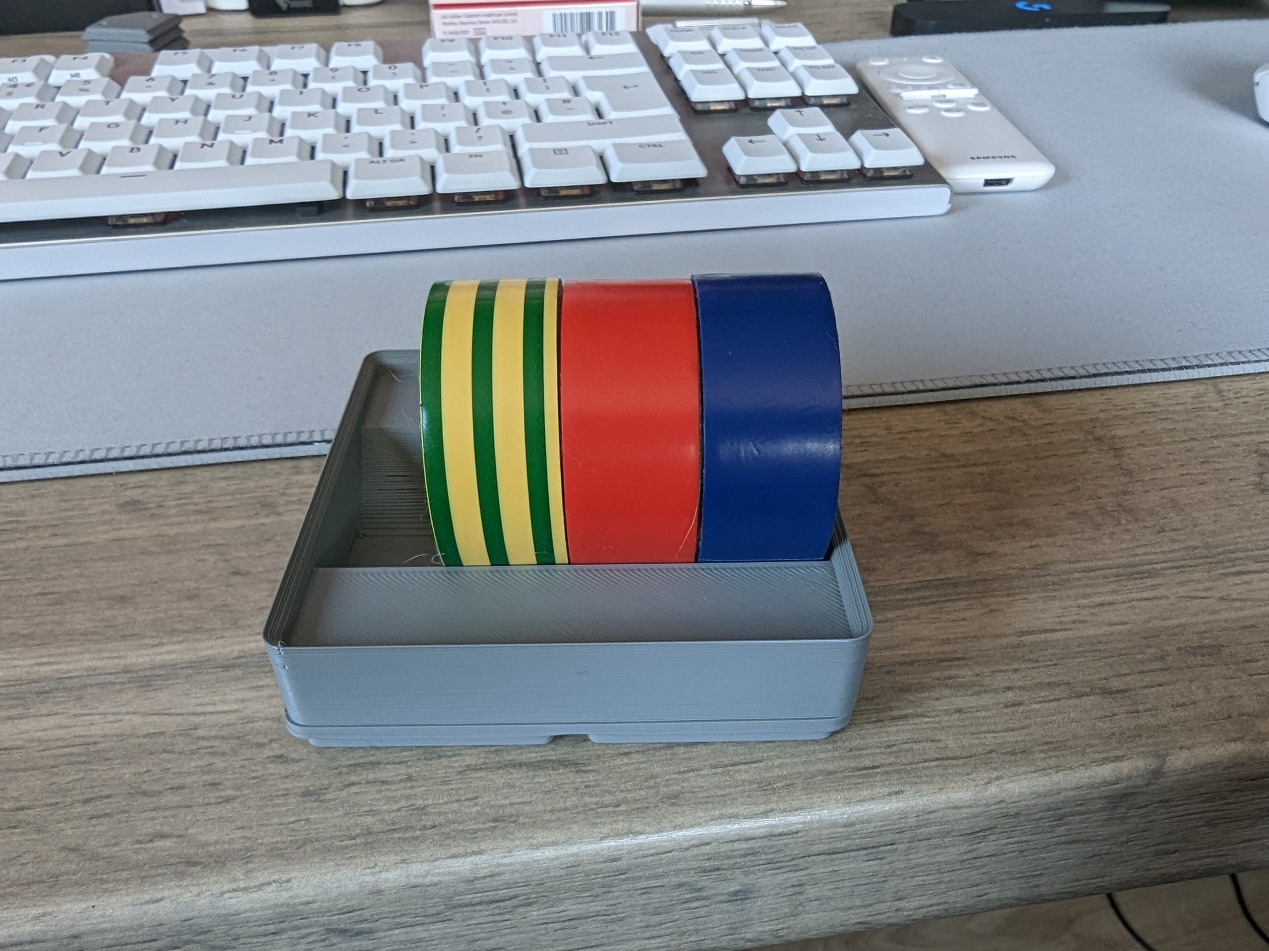 Gridfinity base for 46mm electrical tape