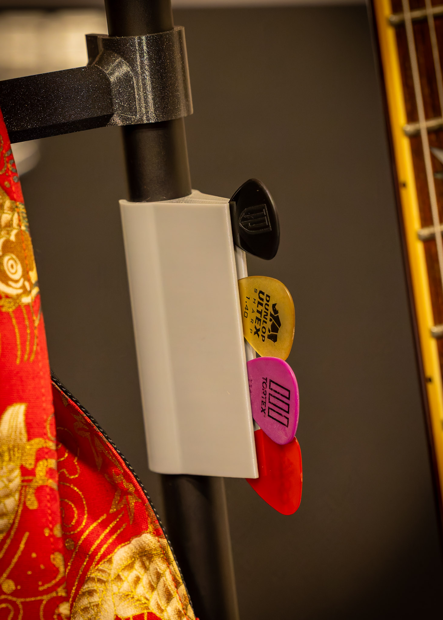 Hercules and Gravity guitar stand pick holder (upgraded)