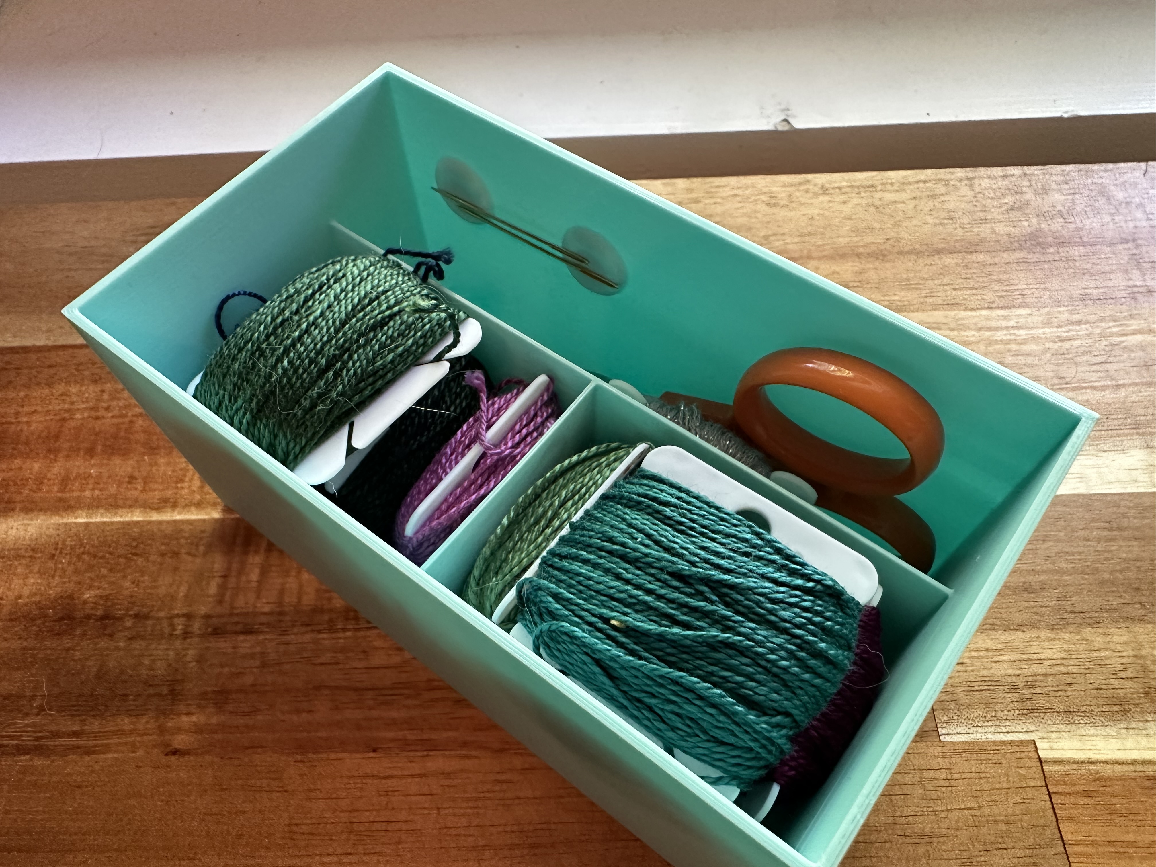 Small embroidery box for thread, scissors, needles
