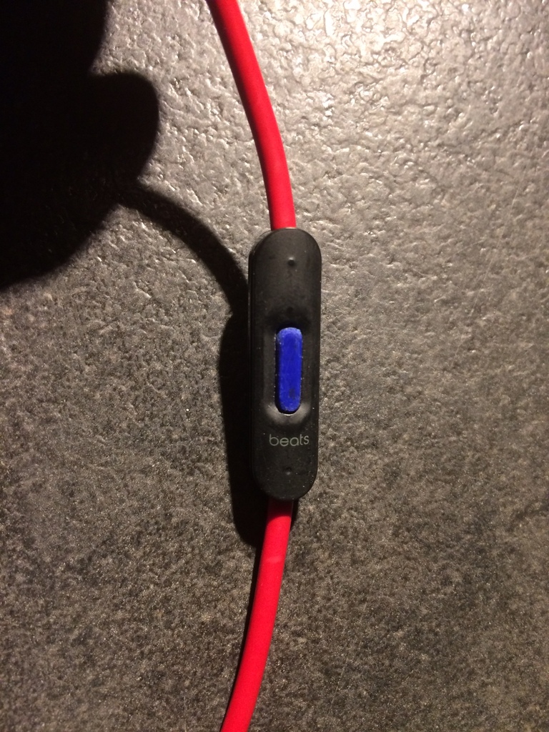 button for Beats remote