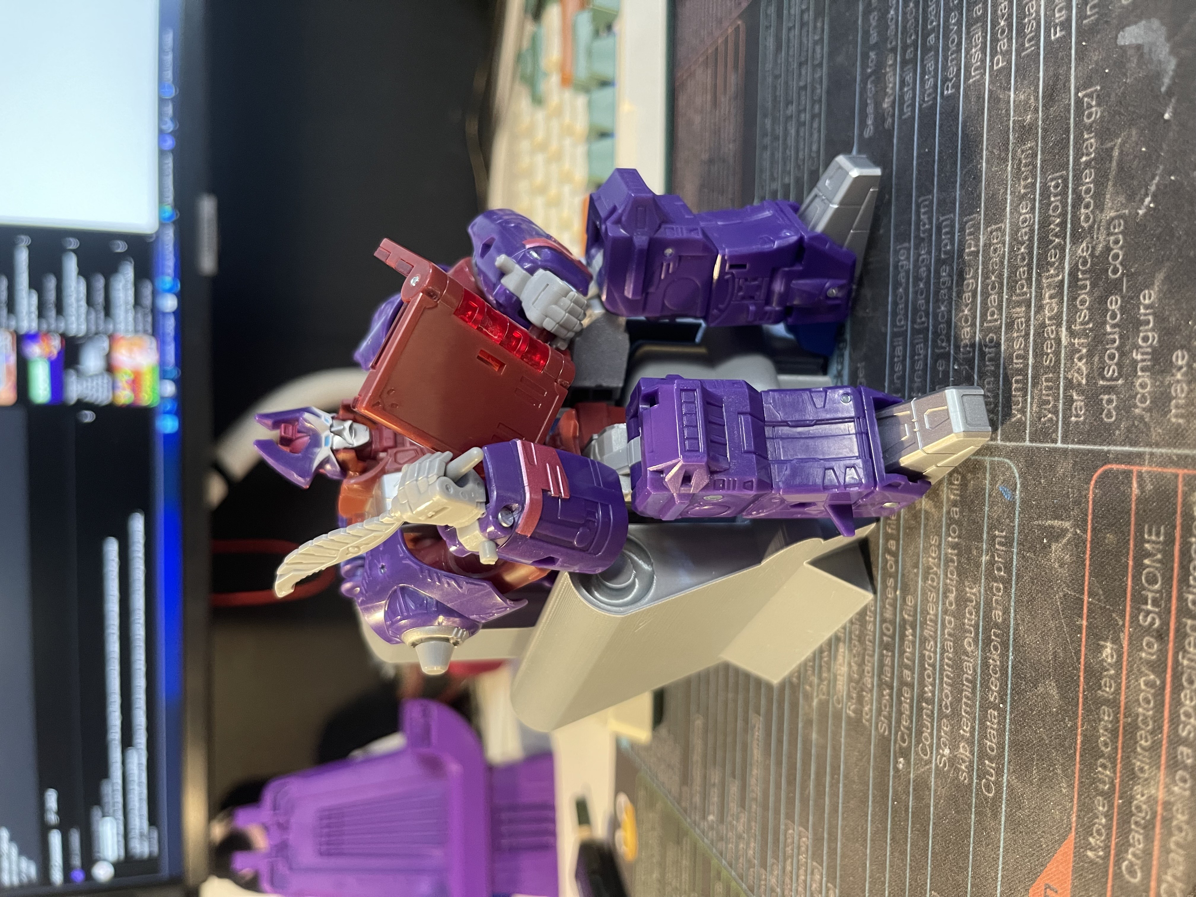 Age of the Primes Alpha Trion chair