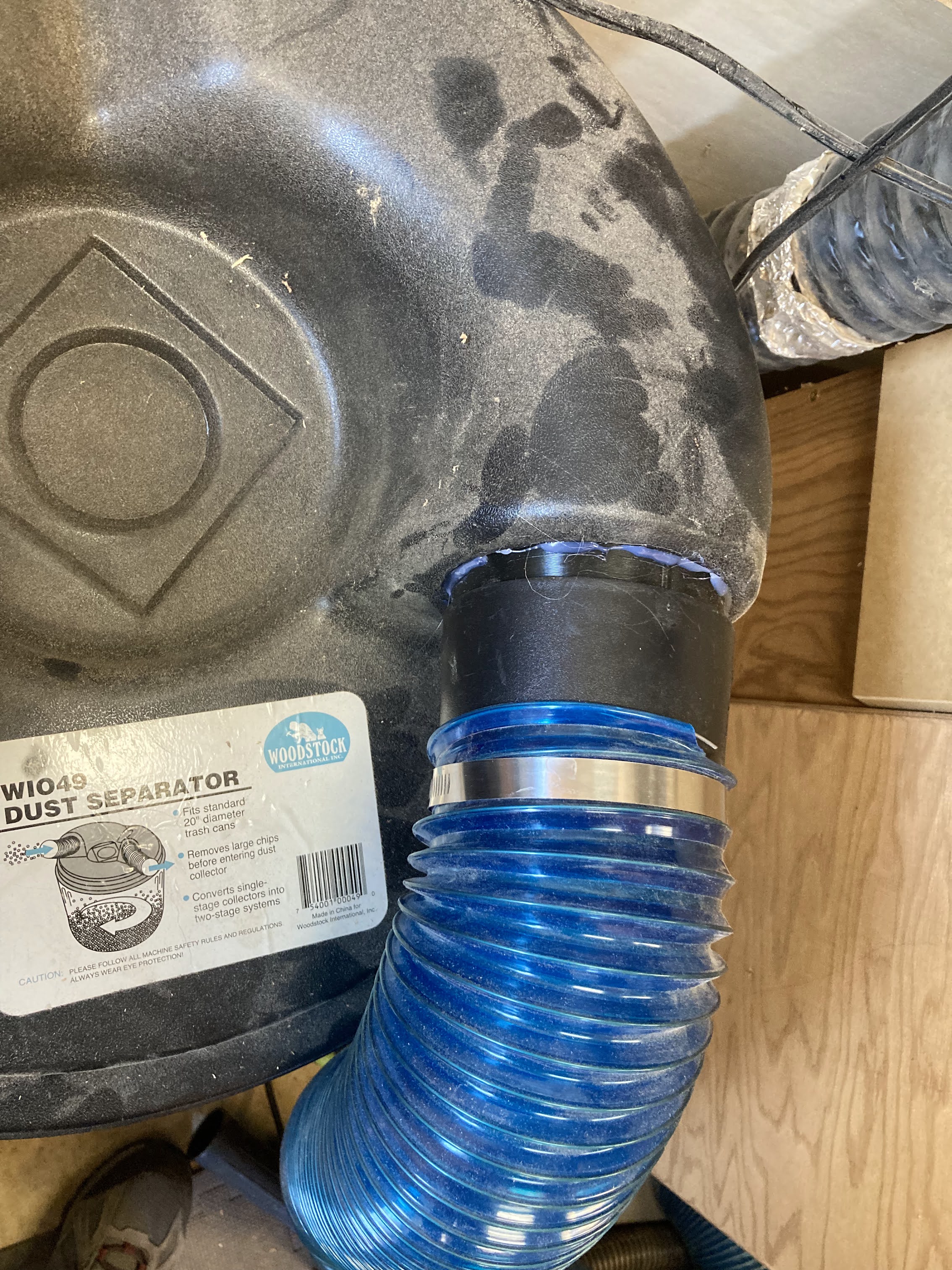 Dust port for trash can dust separator lid od autora roosterCorn