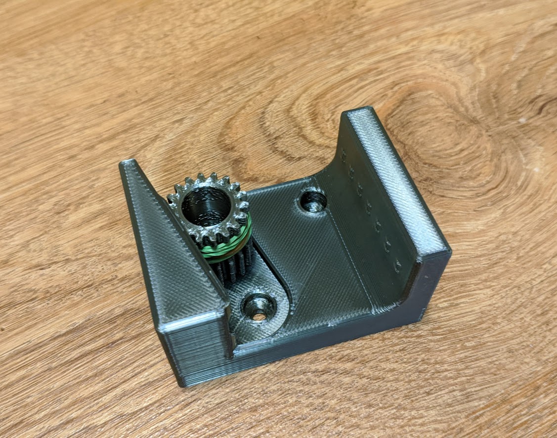 Gravity Broom Holder - wider 8mm