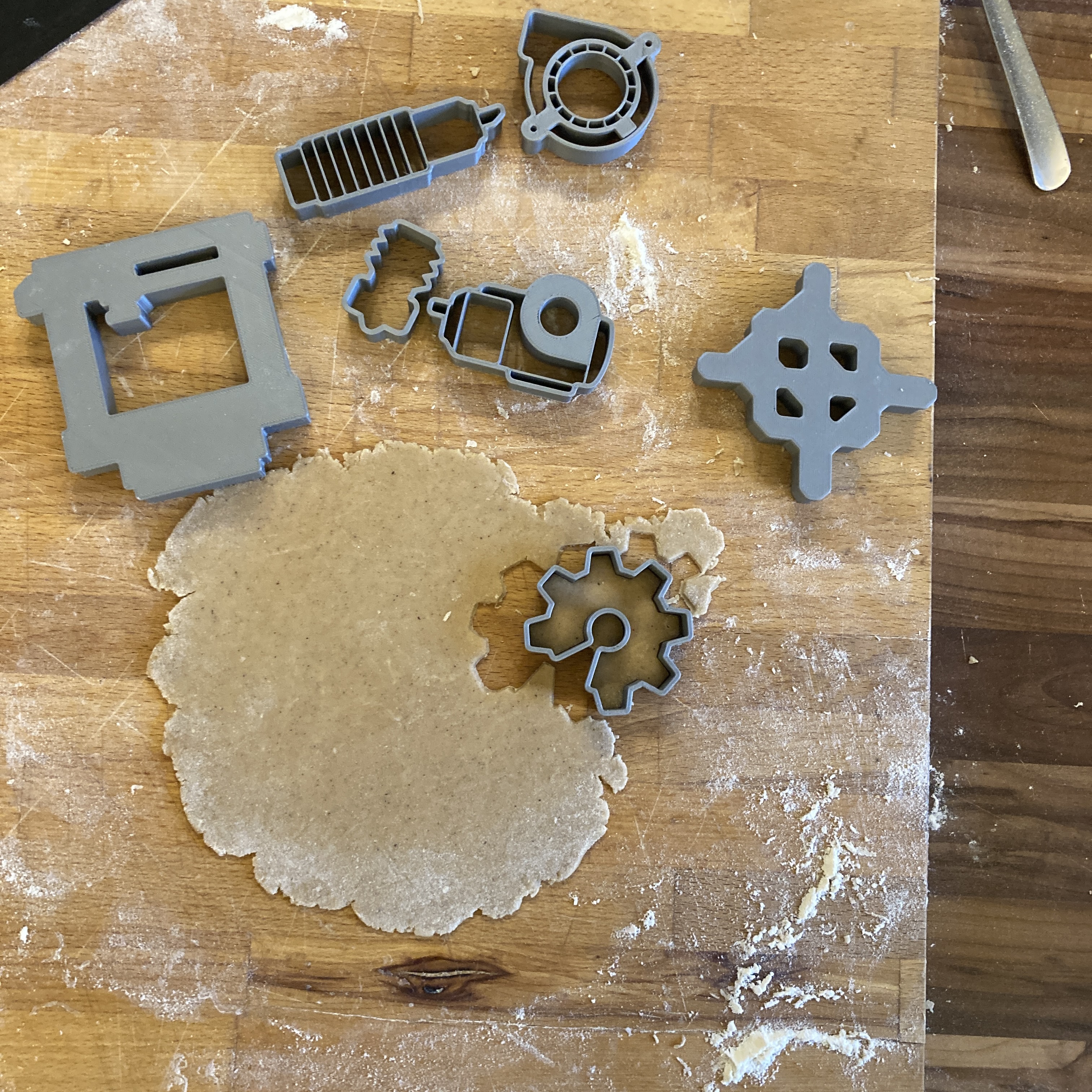 wheel - cookie cutter
