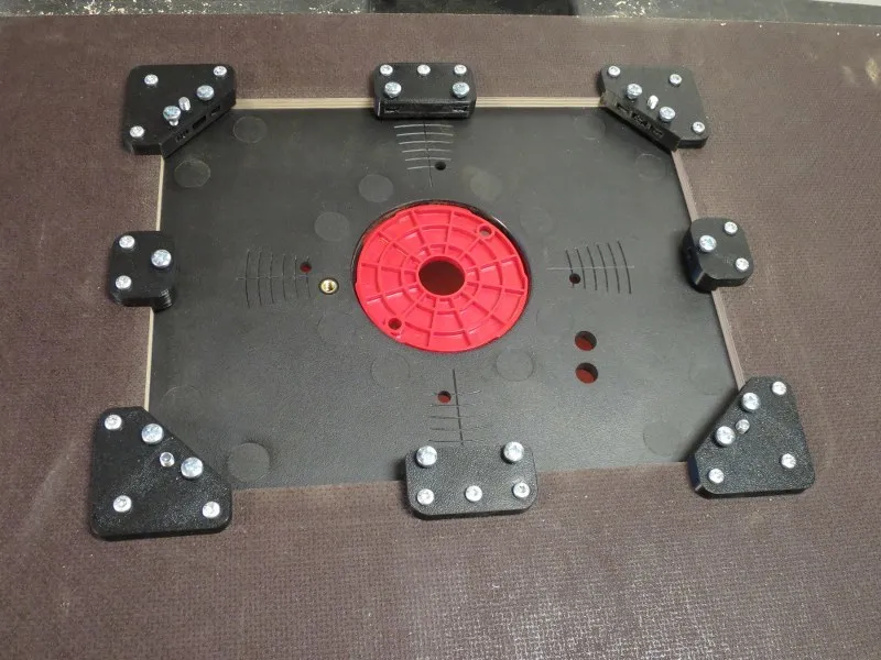 Kreg router table insert plate mounting levelers by Thomaswt