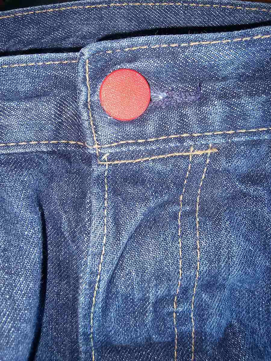 Miniatura 7 do modelo 3D Jeans Button