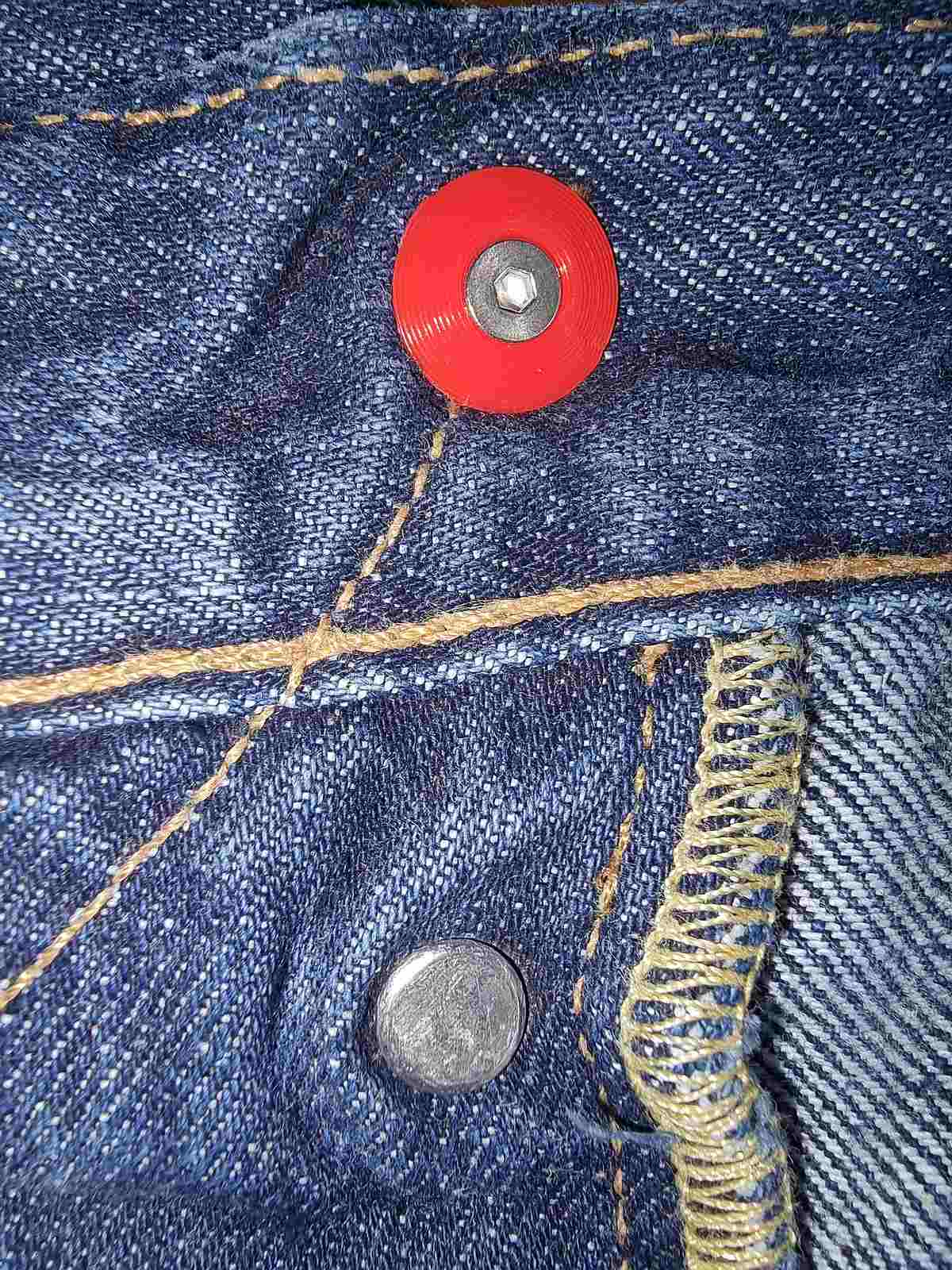 Miniatura 5 do modelo 3D Jeans Button