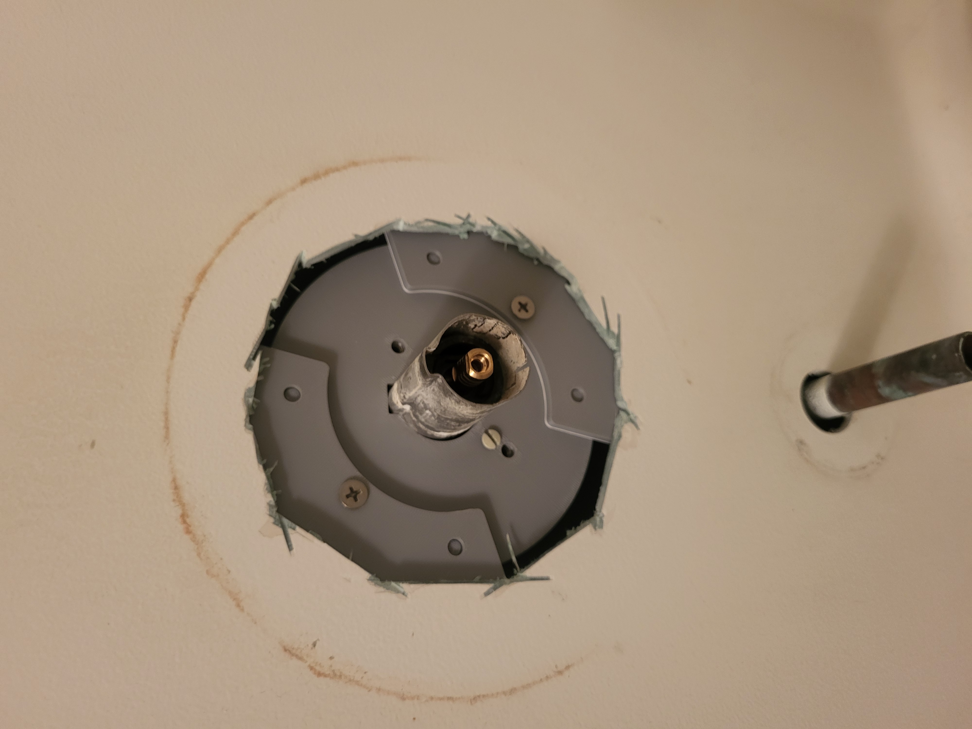 Shower/tub valve backer