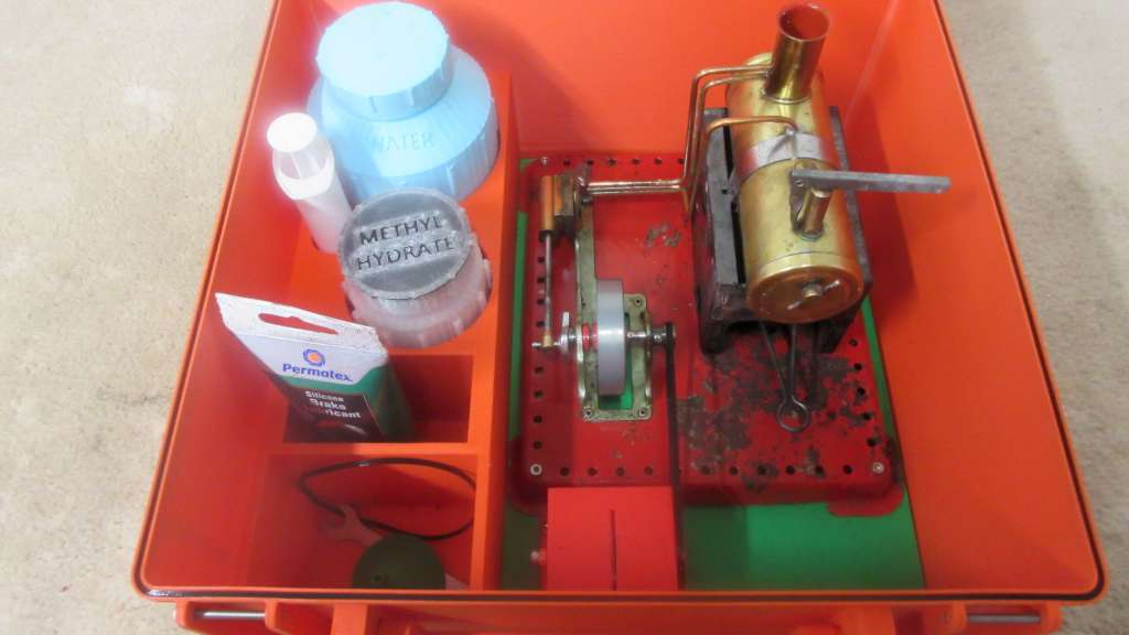 Miniatura 2 do modelo 3D Model Steam Engine Table Saw