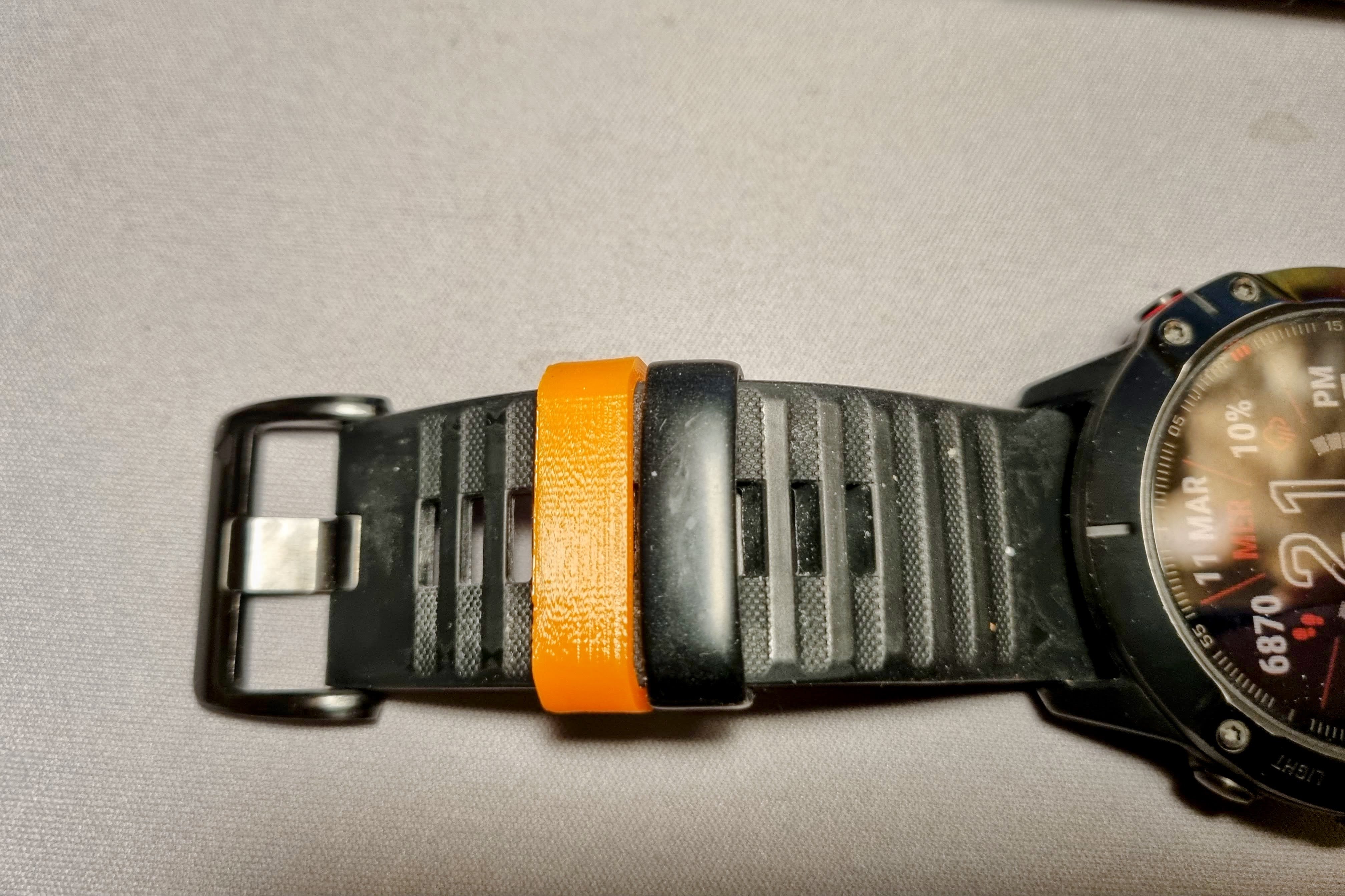 Garmin Fenix 6x Hinge Loop (26mm strap width)