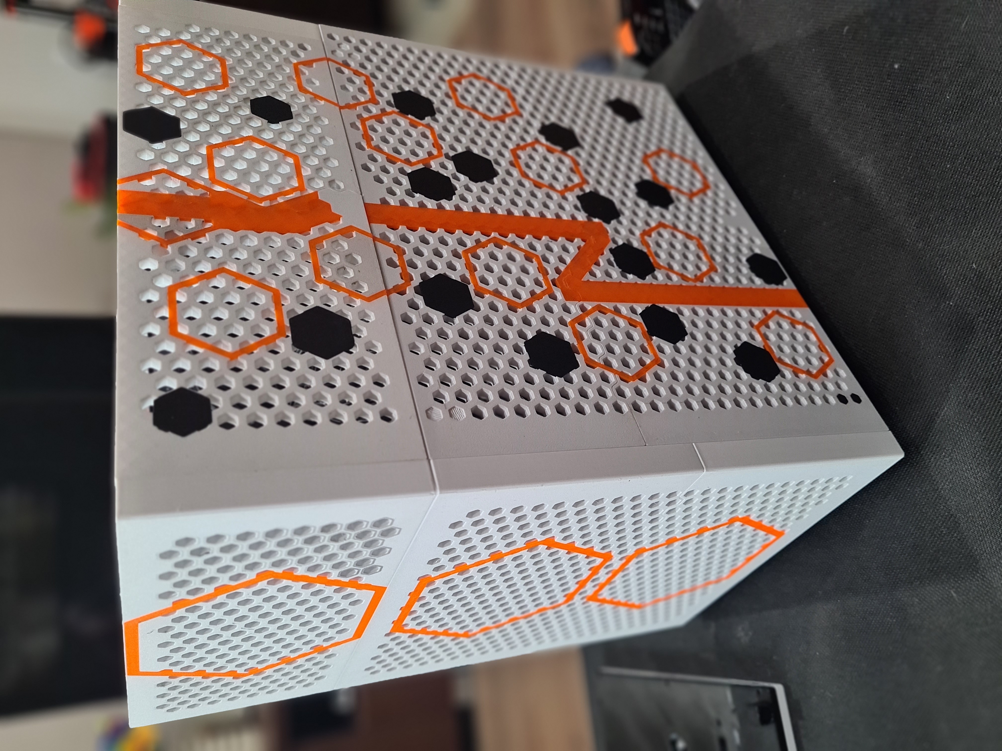 Miniatura 24 do modelo 3D mITX PC "Puzzle" Case