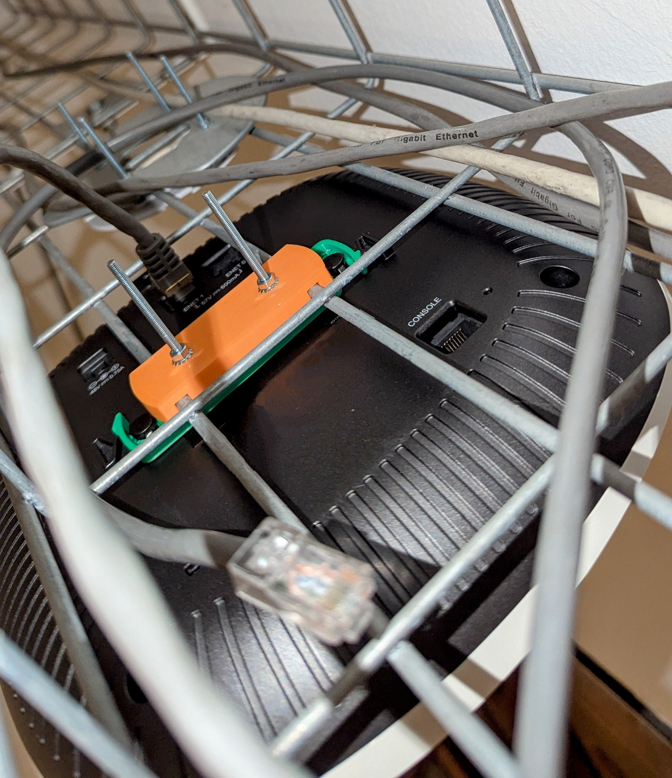 Aruba AP mount for Wire Cable Trays