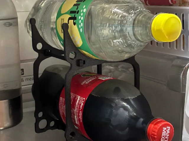 Soda bottle holder - Holds two 1,5L