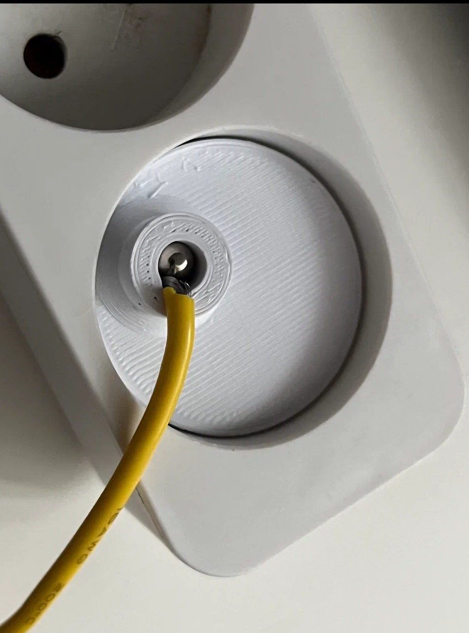 Audio Grounding Plug & Jack Clamp (Schuko Edition)