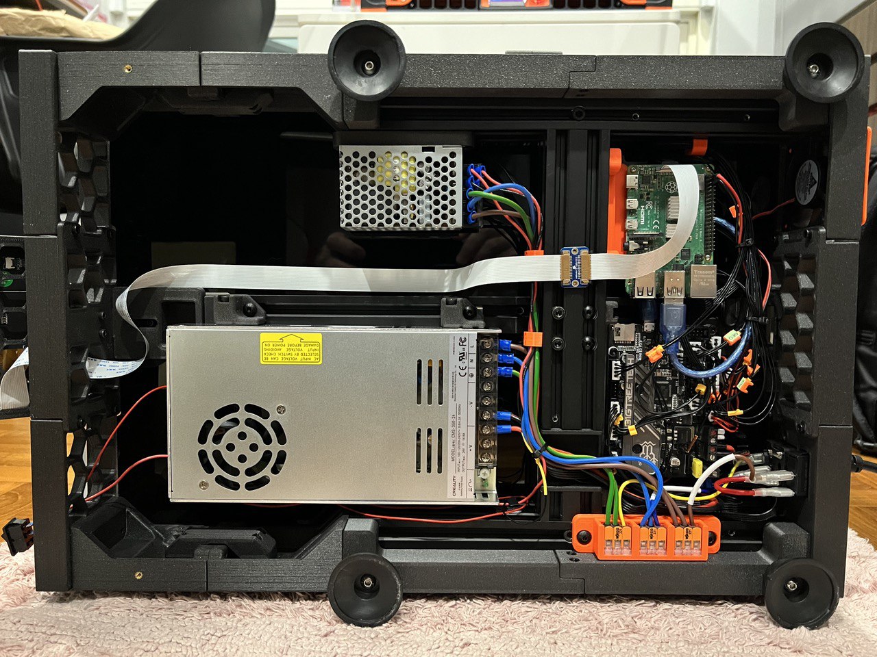 Switchwire inner extrusion Raspberry Pi mount