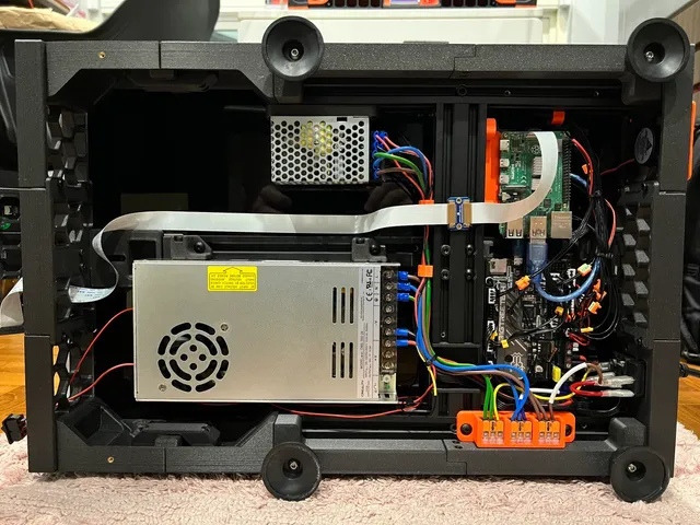 Switchwire inner extrusion Raspberry Pi mount