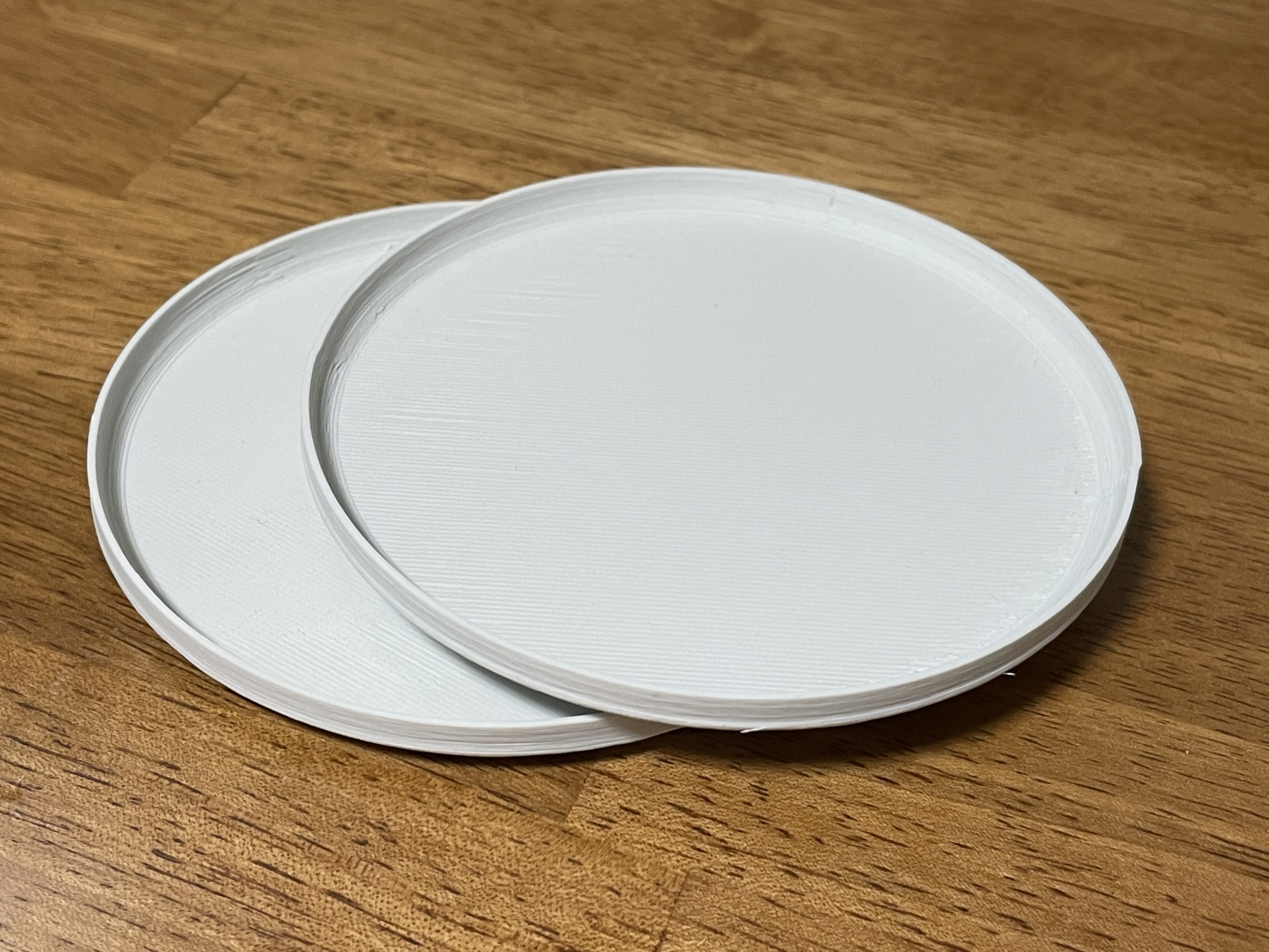 Simple stackable coaster