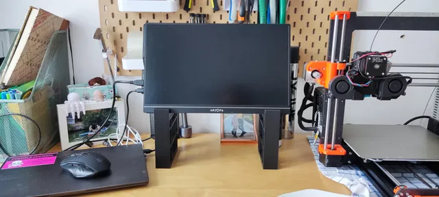 Portable monitor stand