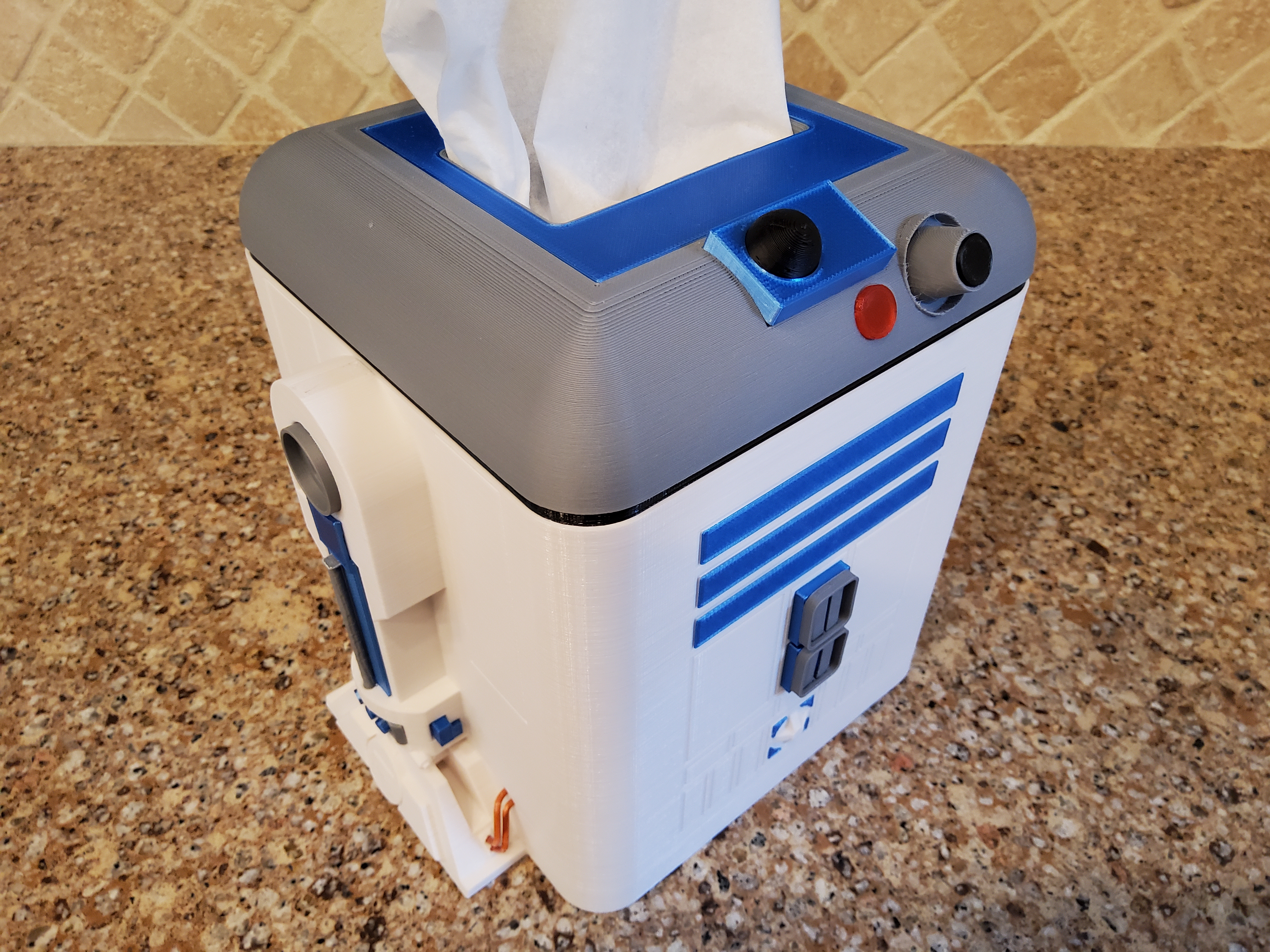 R2-D2 Tissue Box