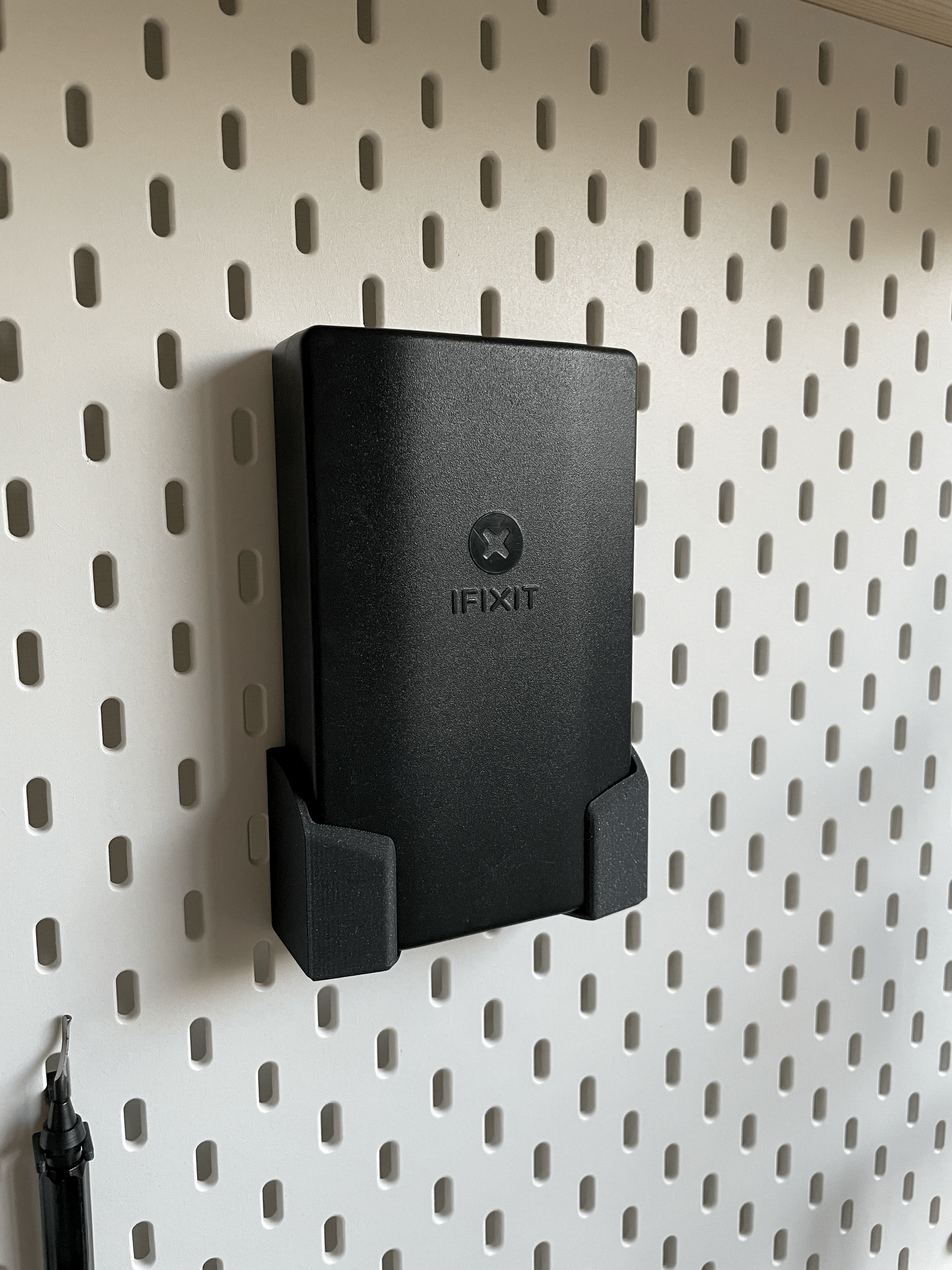 iFixit mako bitset holder for Ikea Skadis