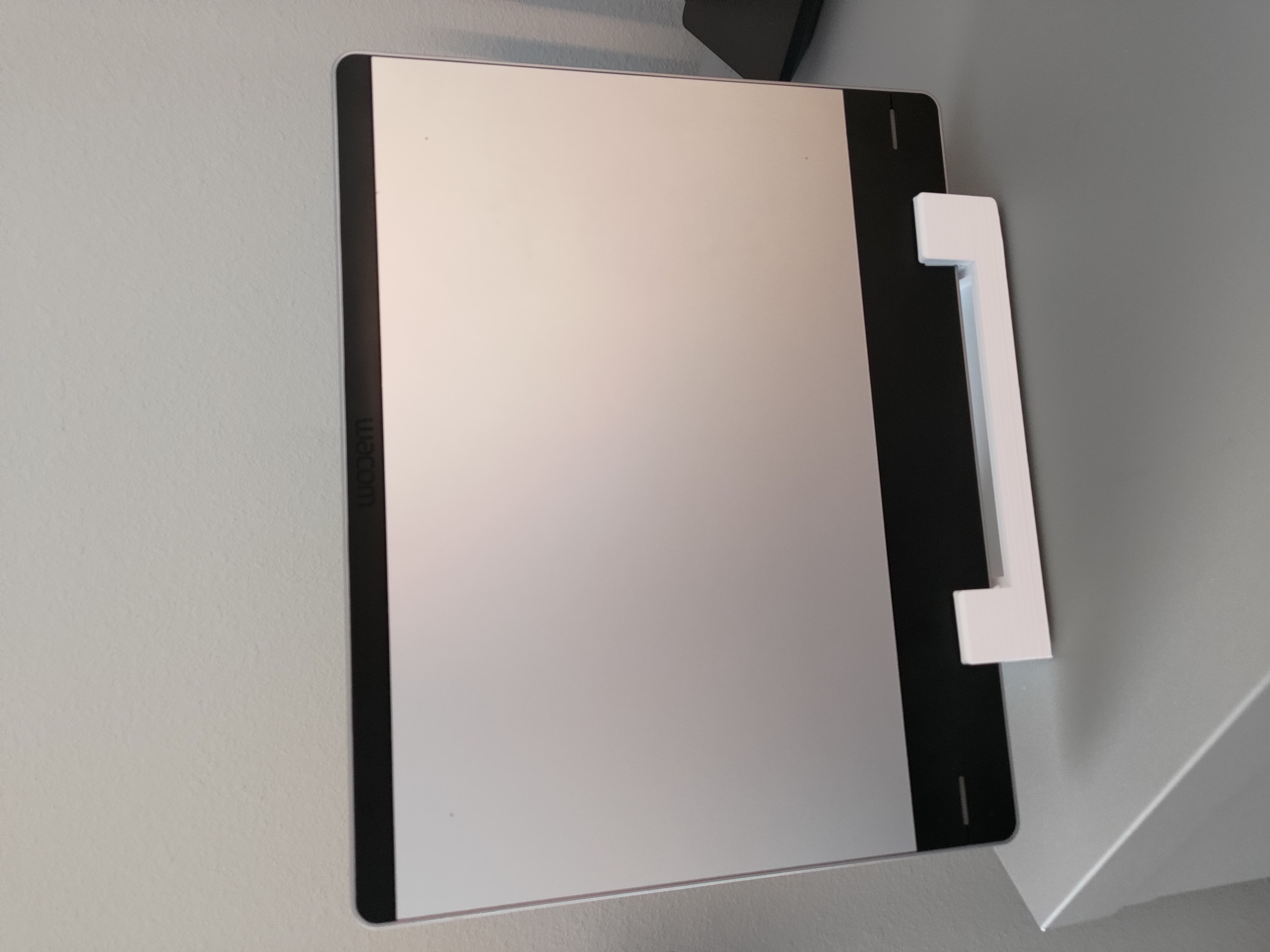 Wacom tablet and pen holder