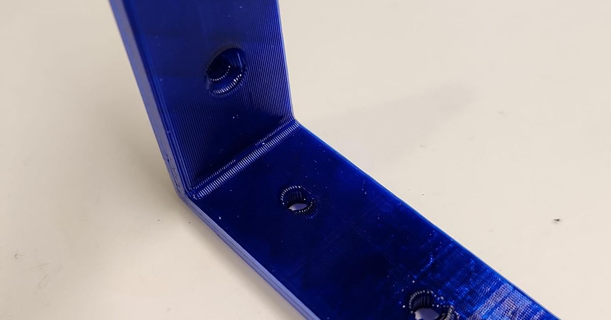 L Bracket Fully Parametric by enahs Download free STL model