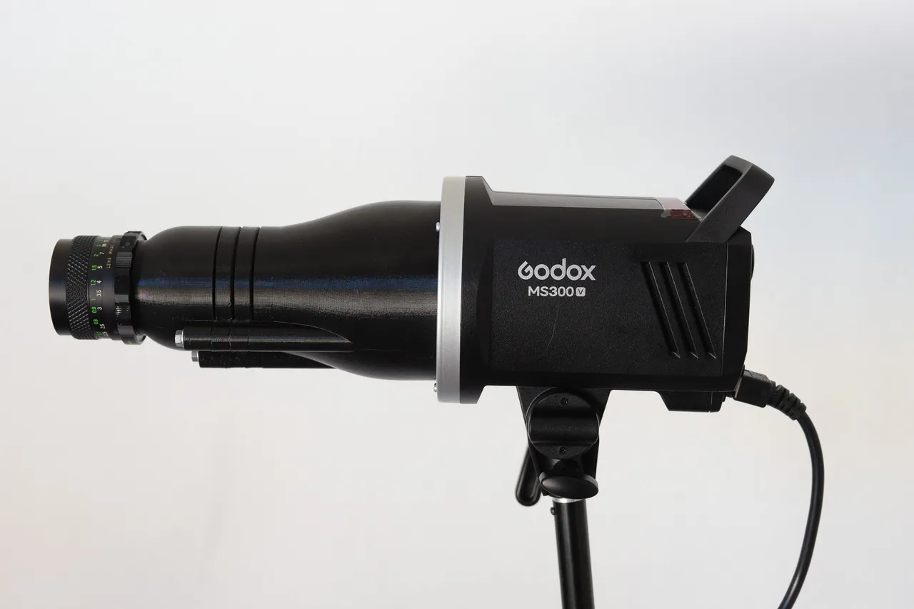 GoBo projector for Bowens mount flash (Godox MS300V) by Maurizio Lenzi ...