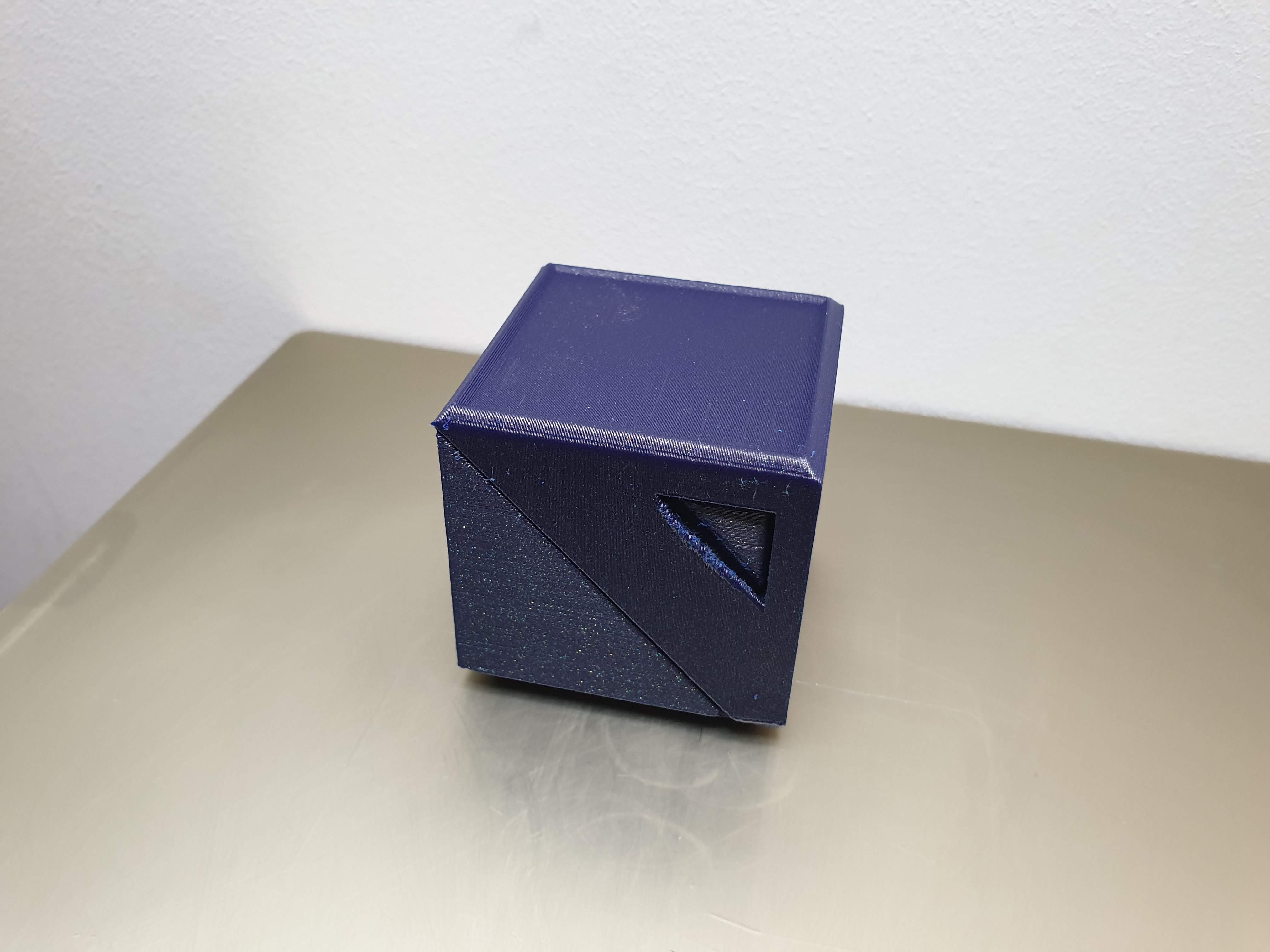 Miniatura 2 do modelo 3D Print-in-Place Stackable Storage Cube