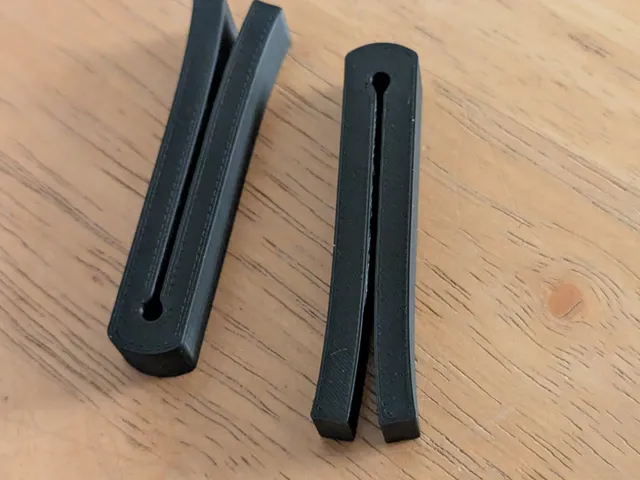 Friction clip