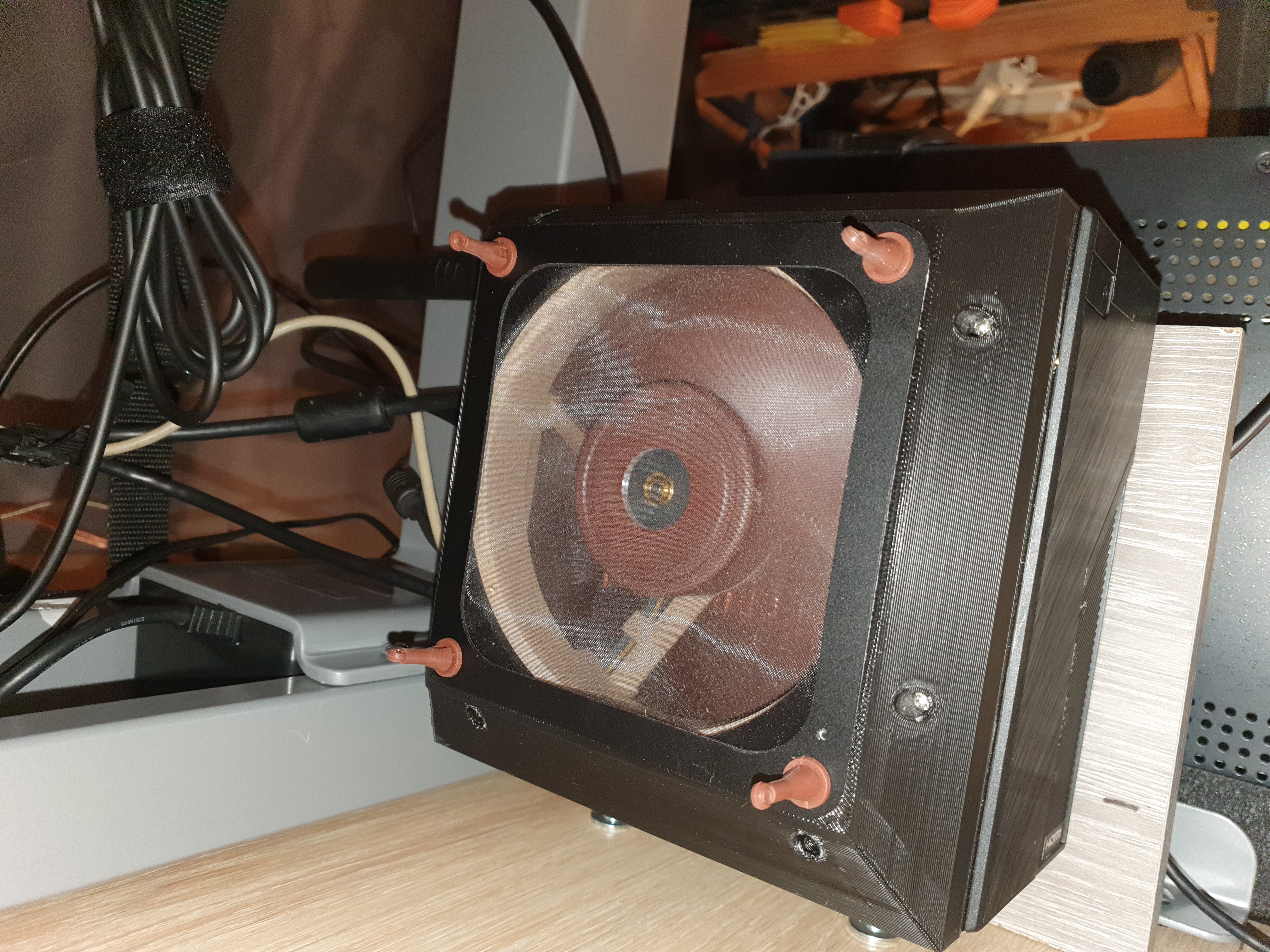 Asrock Deskmini 120 mm fan Hat - Performance edition