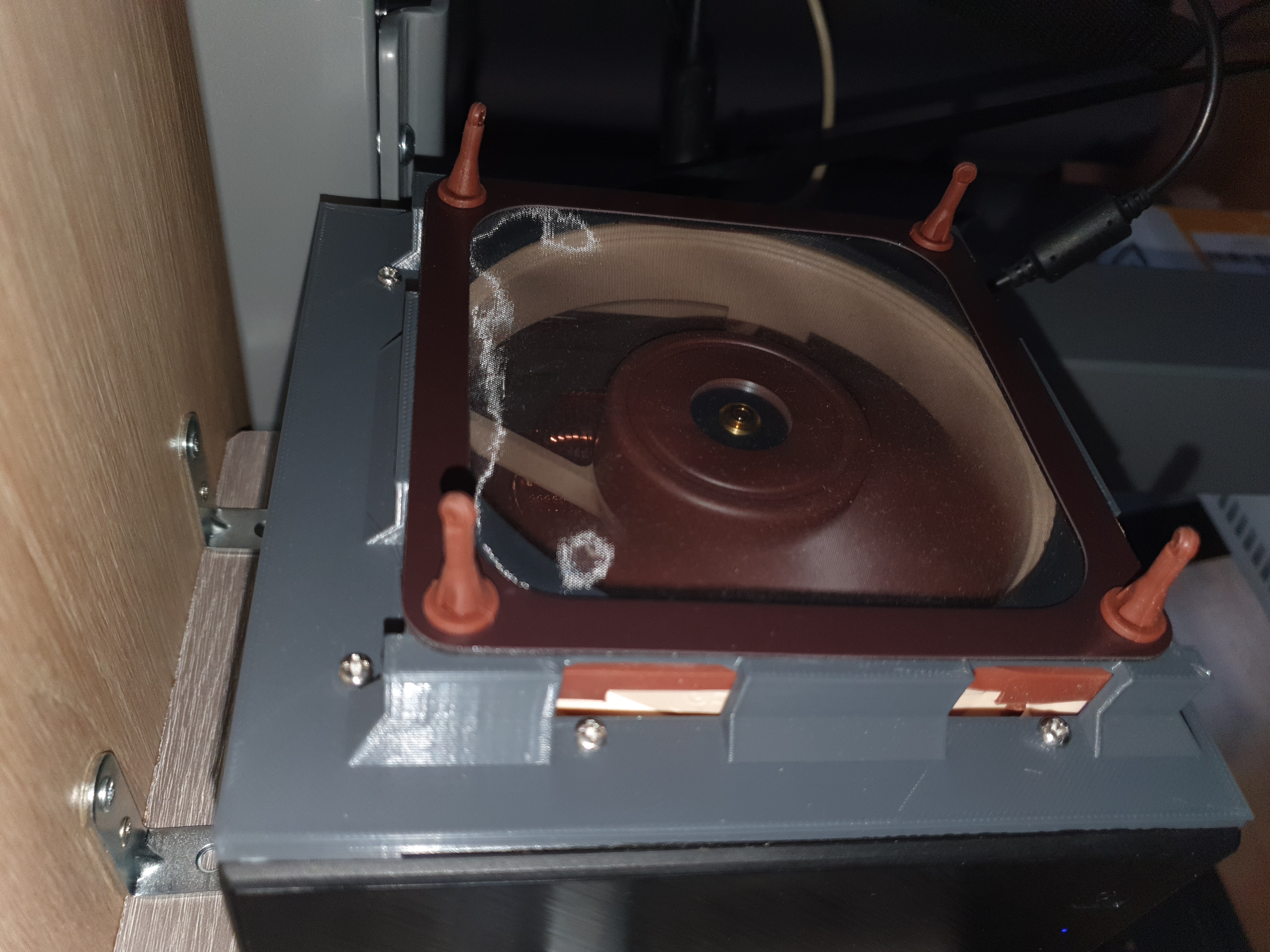 Asrock Deskmini 120 mm fan Hat