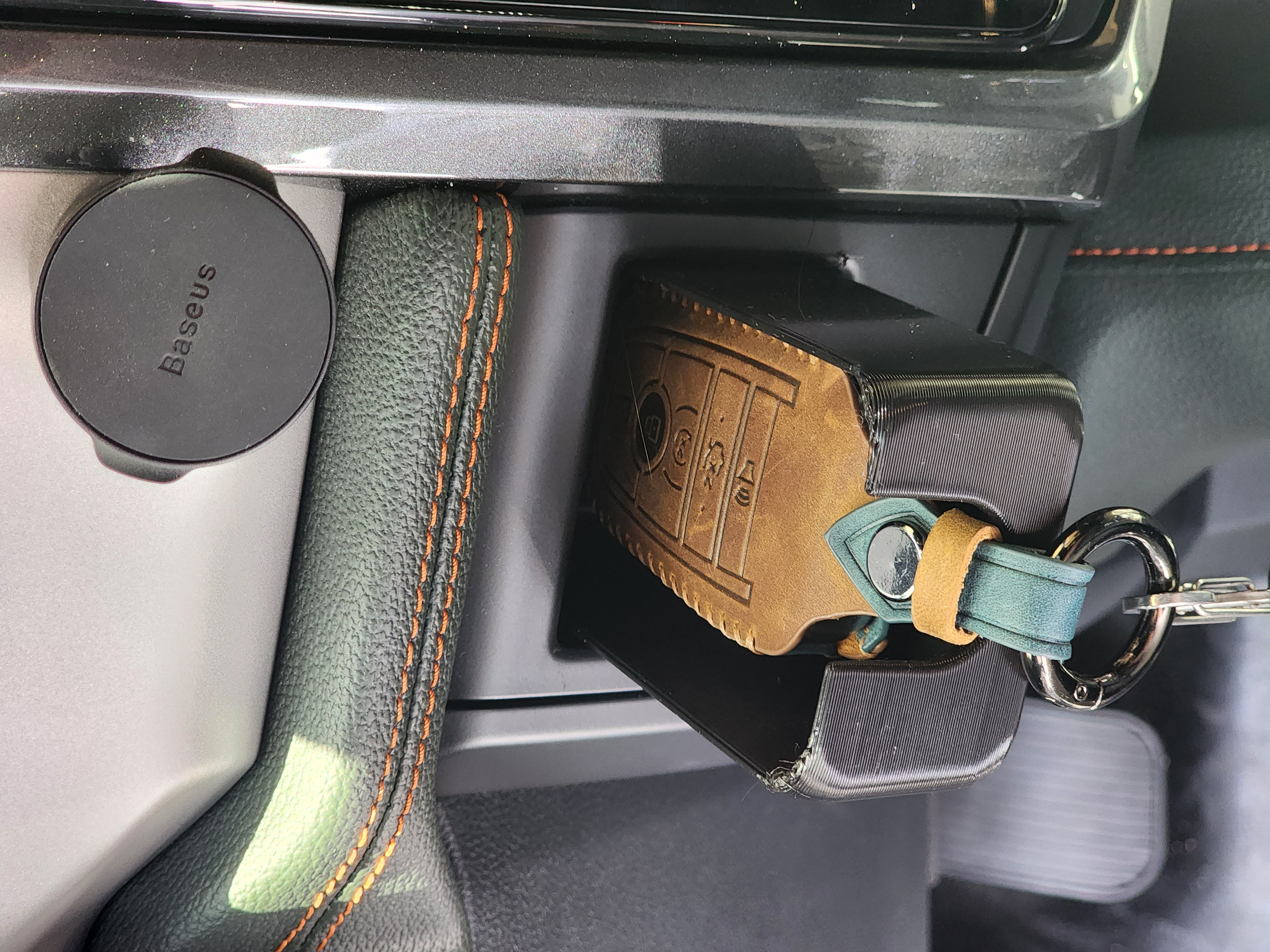 Ford Key fob dashe