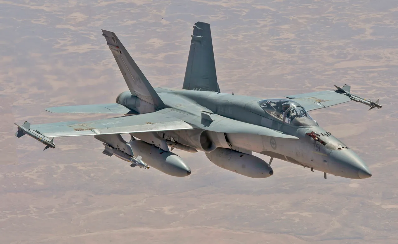 その他  Canadian Air Force CF-18 PVC Royal Canadian Air Force U.S. Export McDounnel Douglas CF-18