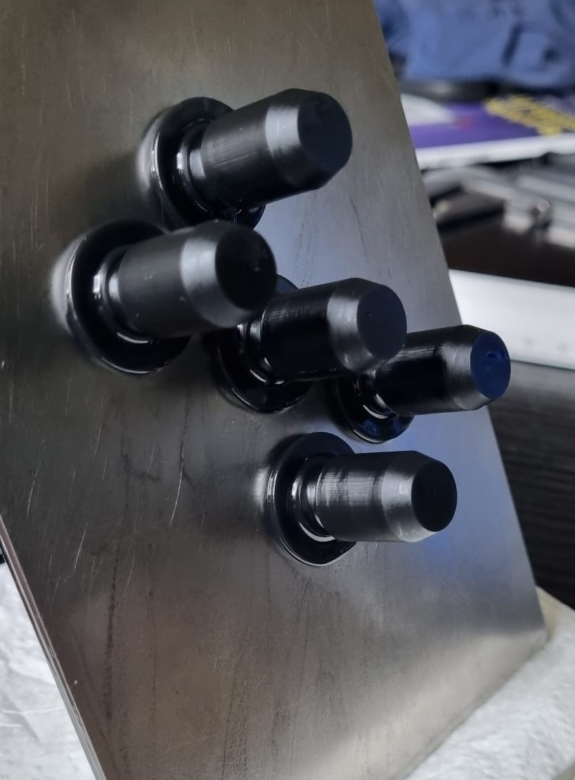 Dummy Plug for Betteri BC05 Plugs by Tommi_nrw Download free STL