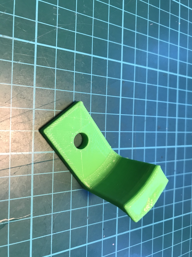 Headphone hanger by Jamie G Download free STL model
