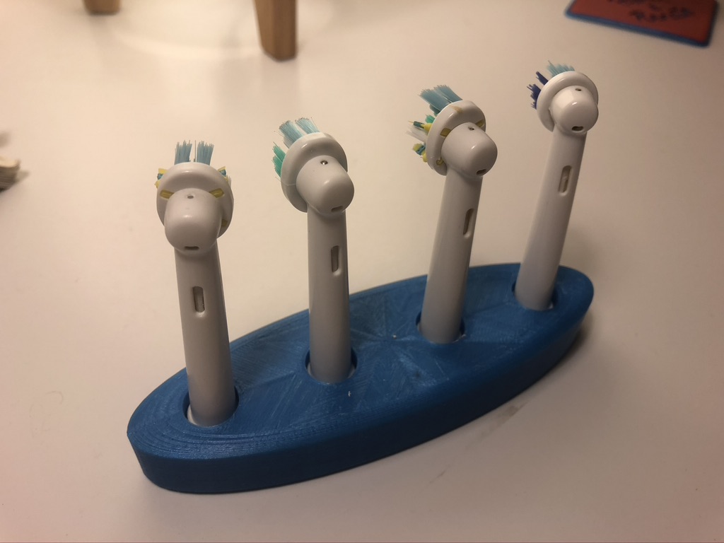 Electric toothbrushes holder by Claudio C Download free STL model