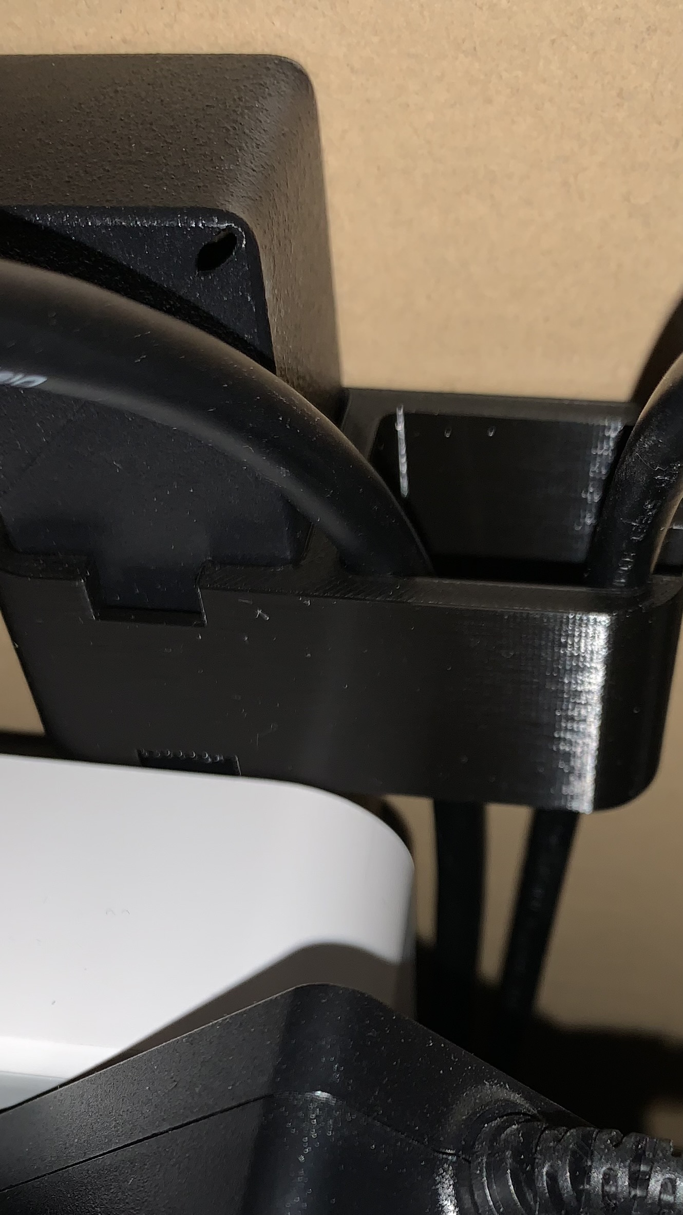 Bekant beam clip-on cable holder