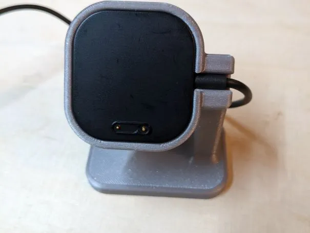 Xplora X6Play - SmartWatch Stand / Holder