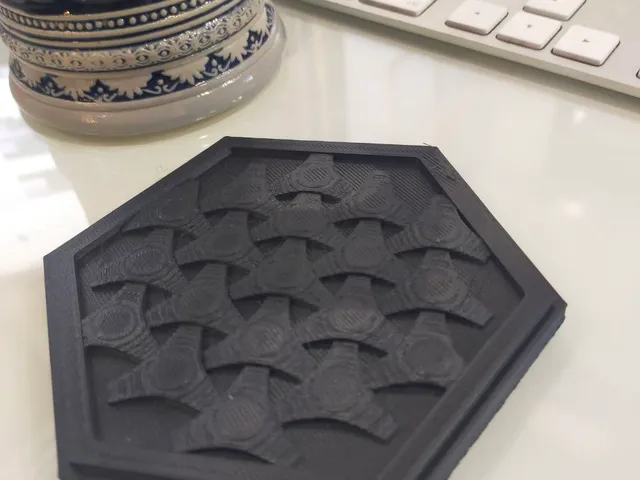 HEXAGON COASTER GLASS CELTIC PATTERN