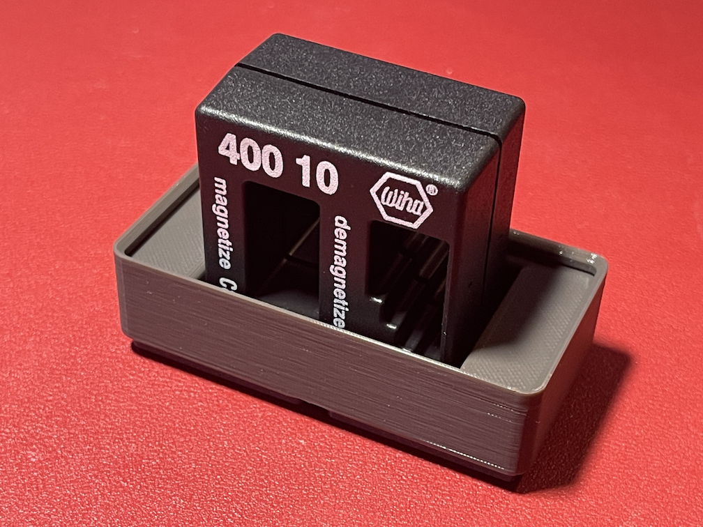 Gridfinity Magnetizer Demagnetizer Holder