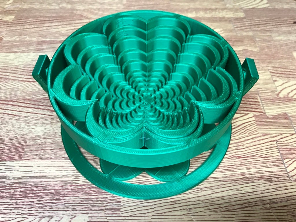 Clover Pop Up Basket