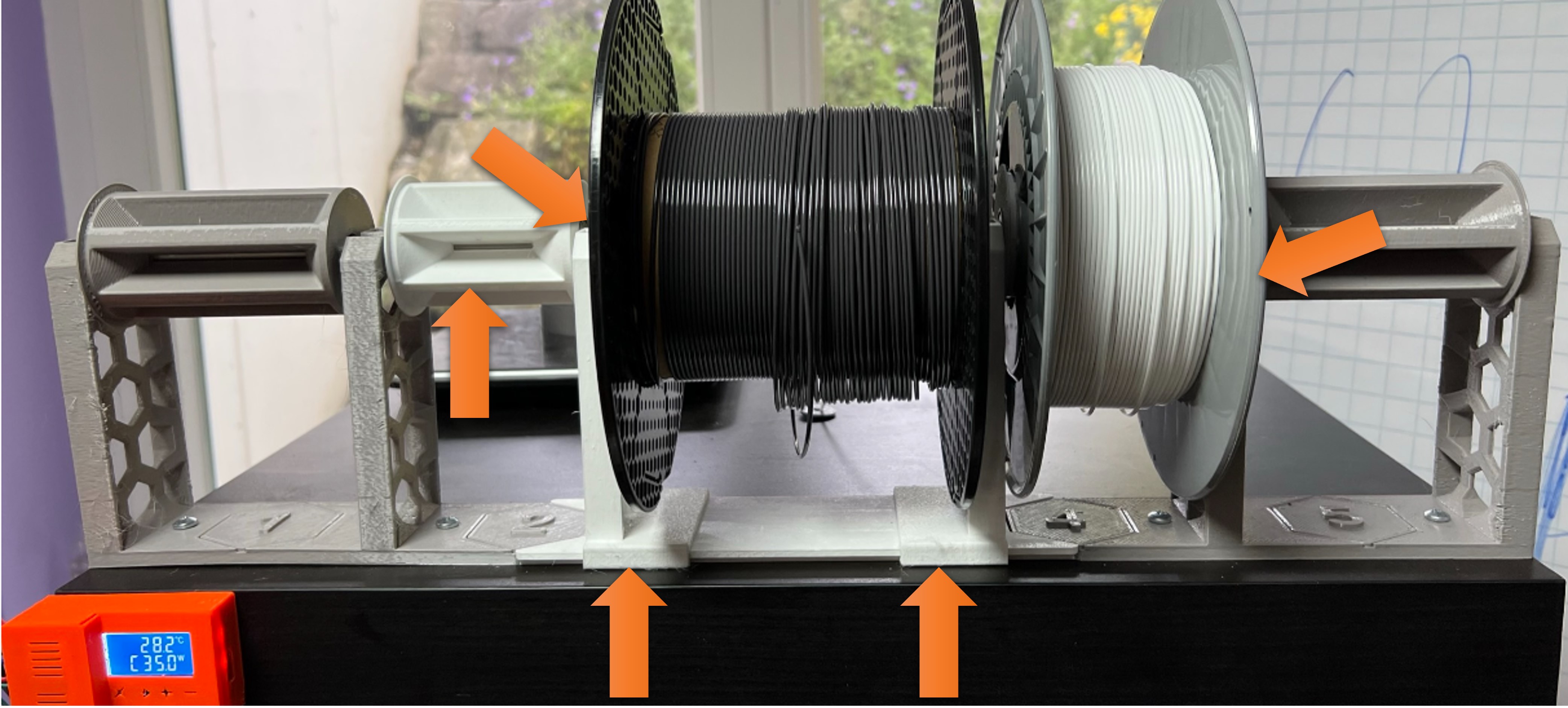 Anpassbarer LACK Enclosure Spulenhalter für große und kleine Spulen / Spool holder for large and small spools