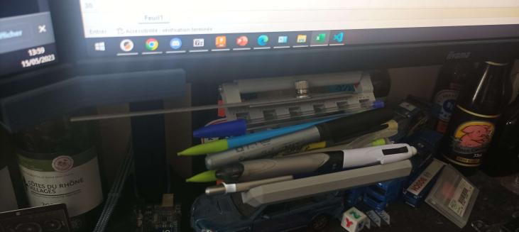 AVlabs AV-DESKPEN MK I Pen Holder