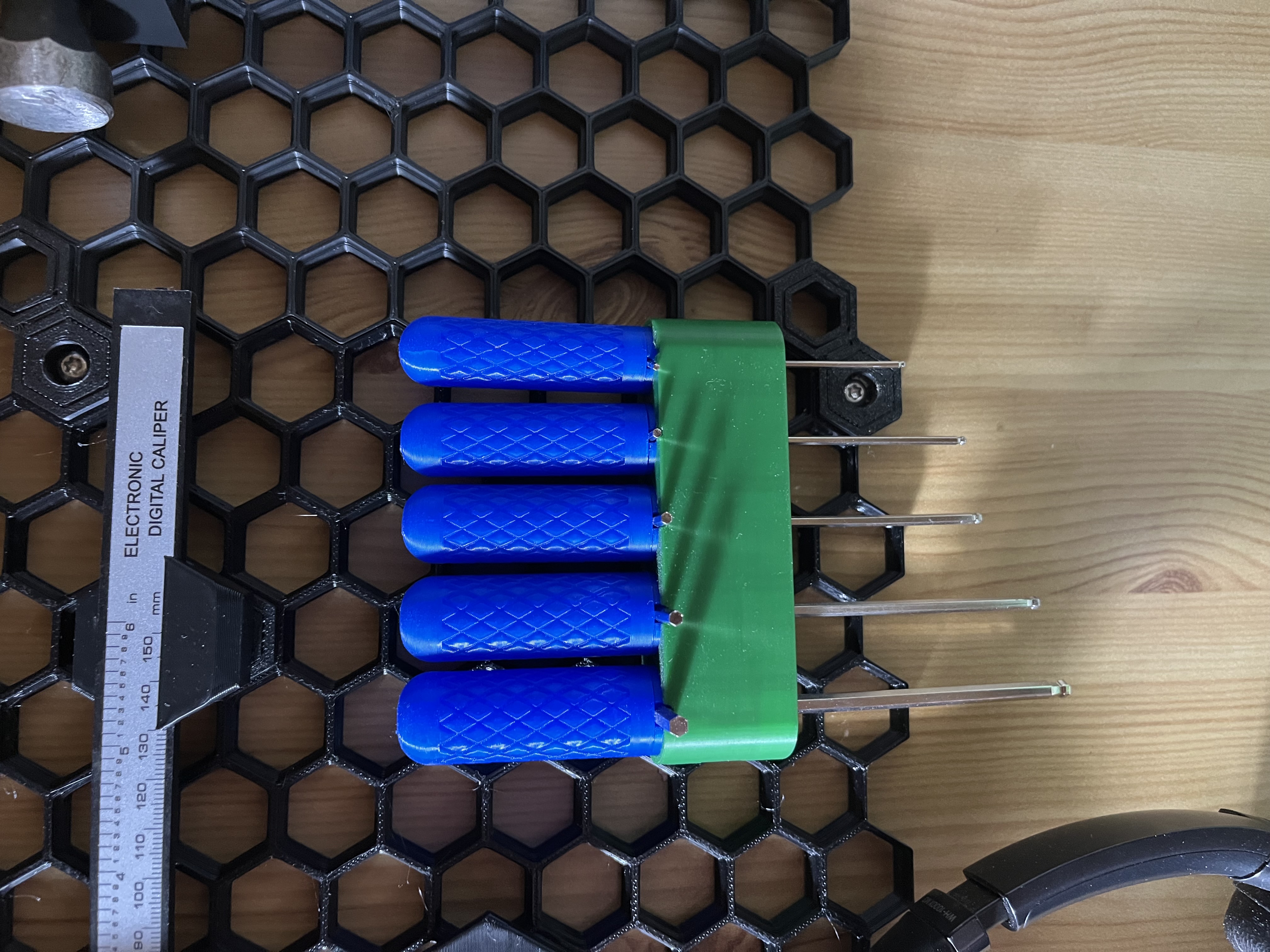Allen Key Handle Holder, Honycomb Storage Wall edition