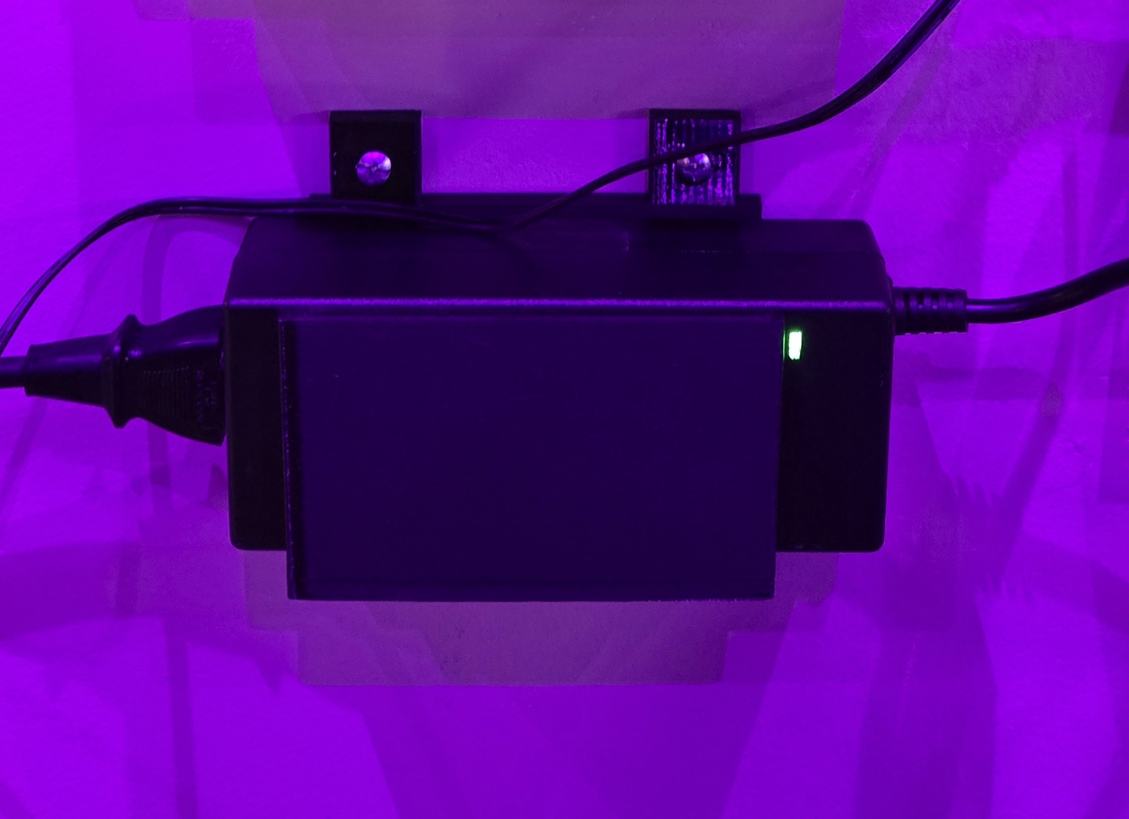 EDAC Blackmagic (computer) power supply wall mount